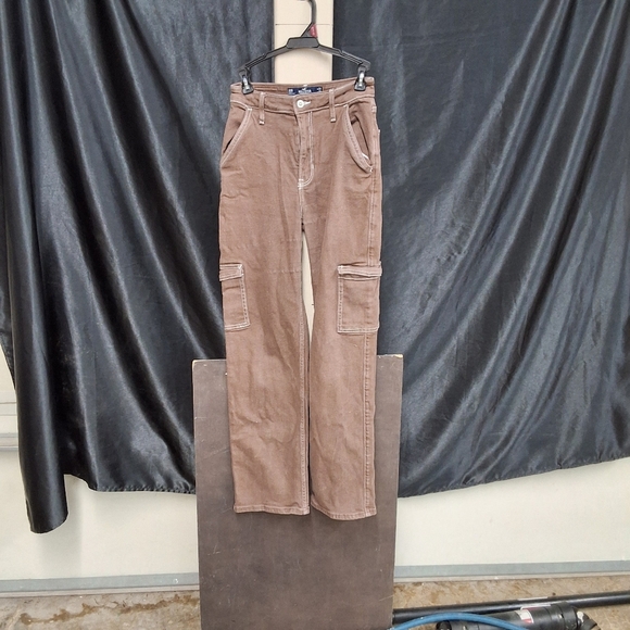 Hollister Denim - Hollister  Brown Ultra High-Rise Dad Jeans